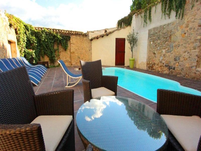 Отель Logis Auberge Cote Jardin Лезиньян-Корбьер Экстерьер фото