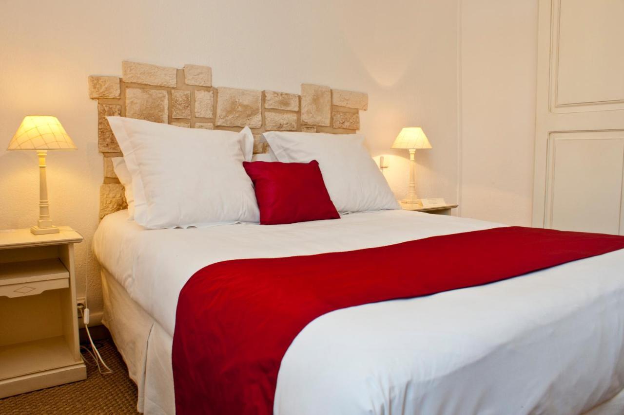 Отель Logis Auberge Cote Jardin Лезиньян-Корбьер Номер фото